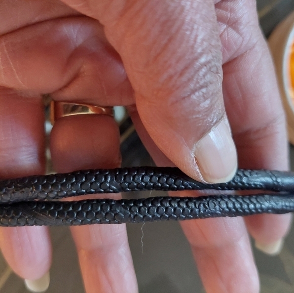 Interchangeable Unisex Pendant Bracelet (includes 2 pendants) - Picture 7 of 8